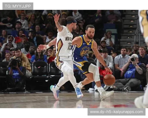 NBA勇士库里切入反跑接球上篮得分：极致控锋背后的训练秘密